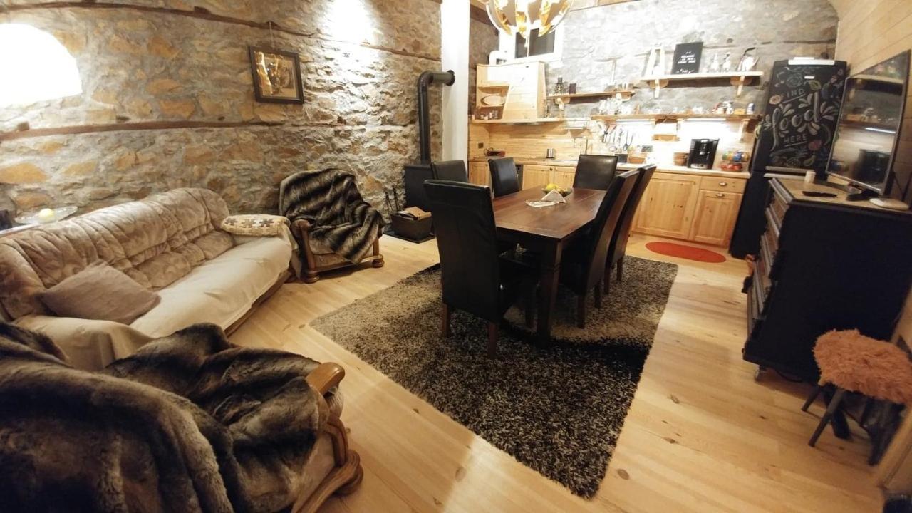 Eskiz - Our Stone Home Tsjepelare Buitenkant foto